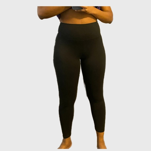 NWT, High-Waisted Black Leggings - 3 SIZE  L,Xl,M choose below - Picture 1 of 3